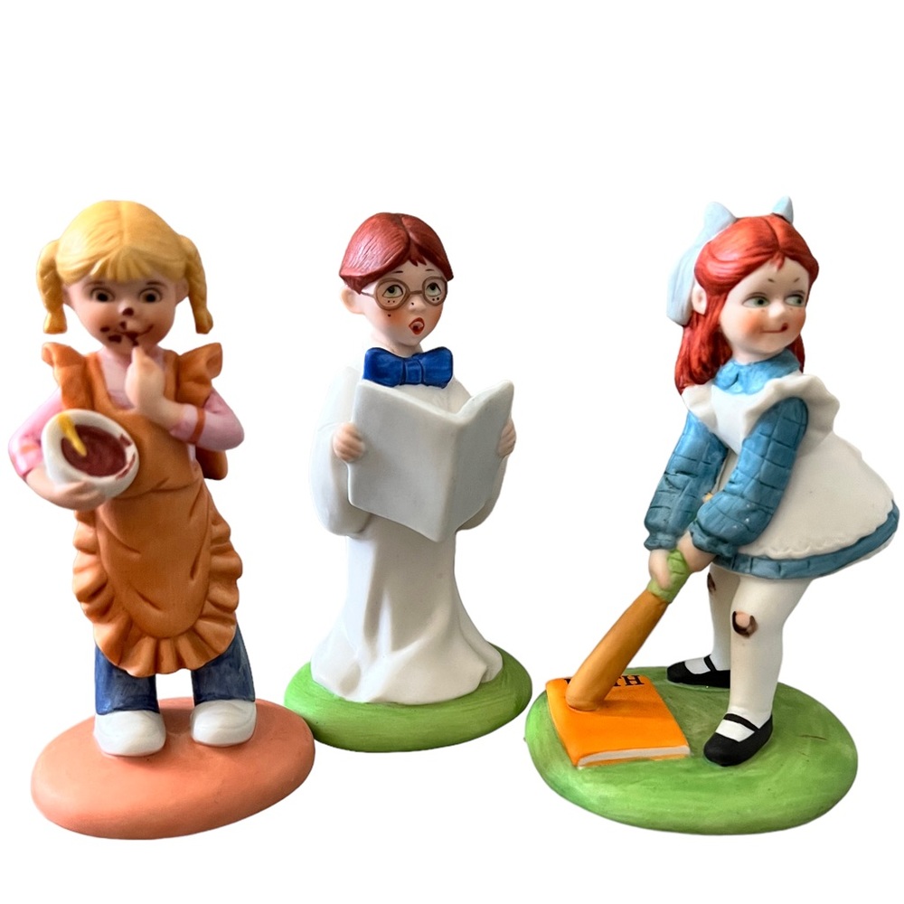 Vintage Porcelain Figurines Baking Baseball‎ Choir Set of 3